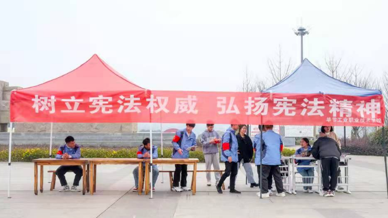 這些優(yōu)秀的育人案例，值得每一位輔導(dǎo)員（班主任）學(xué)習(xí)！